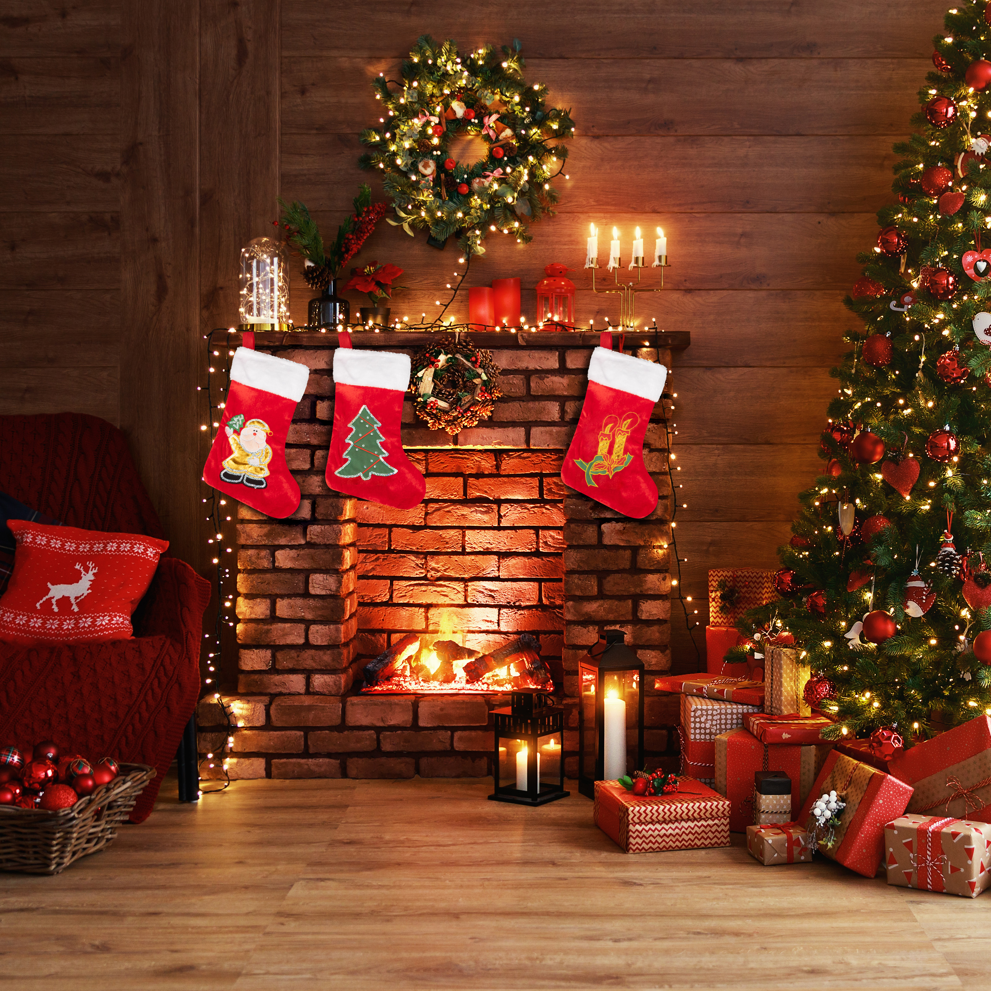 Weihnachtsstrumpf aus Samt Kerzen